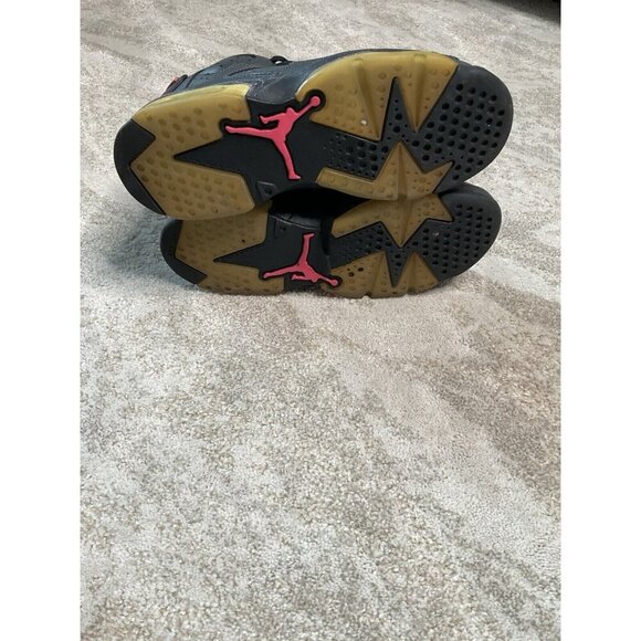 Size 5.5 Y - Jordan 5 Hyper Pink 2016 - Picture 8 of 10